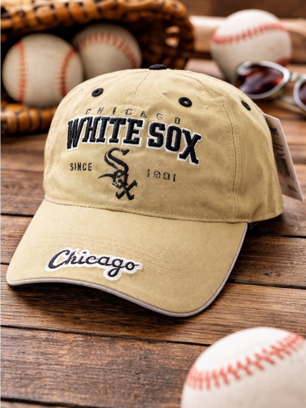 NWT MLB Chicago White Sox Baseball Cap Cooperstown Retro from late 90s!